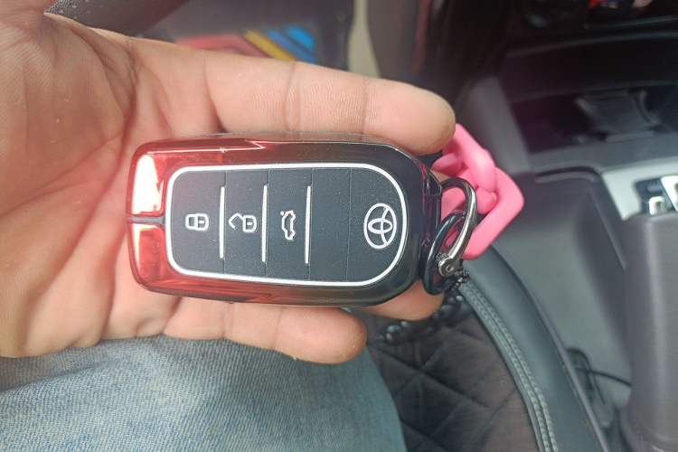Used Toyota Prado 2015 2.7L Automatic Standard Edition Vehicle Key