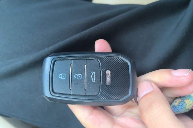 Used Toyota Prado 2015 2.7L Automatic Standard Edition Vehicle Key