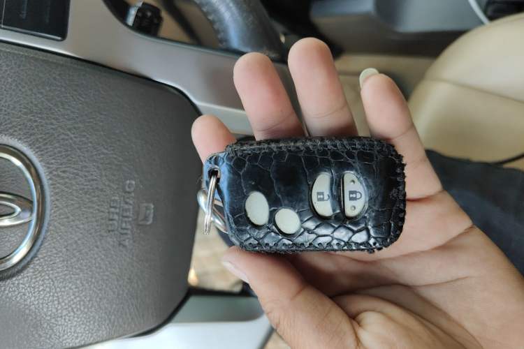 Used Toyota Prado  Vehicle Key