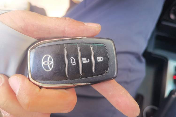 Used Toyota Prado  Vehicle Key