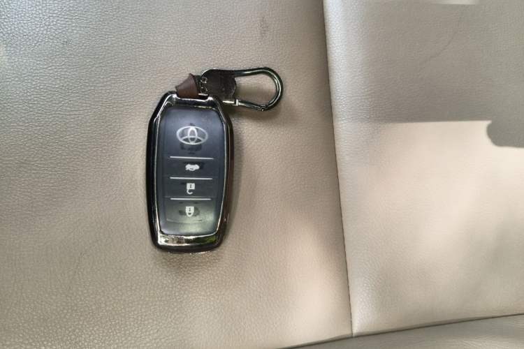 Used Toyota Prado  Vehicle Key