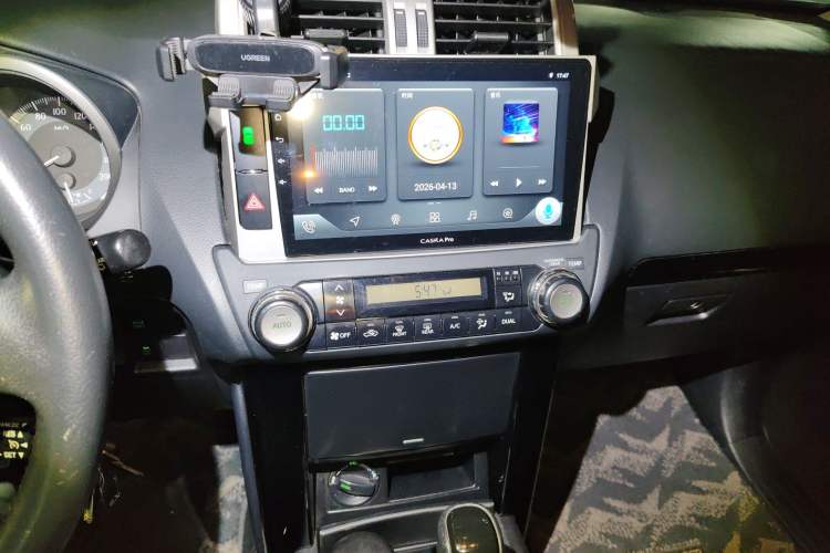 Used Toyota Prado  Audio And AC Panel