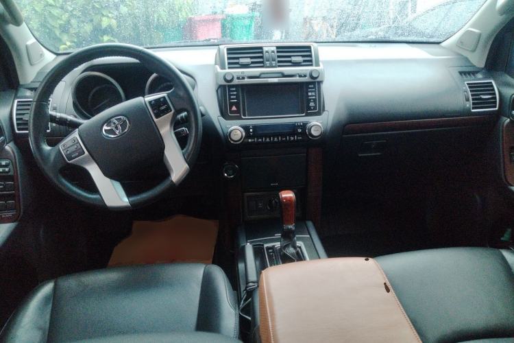 Used Toyota Prado 2016 3.5L Automatic TX-L NAVI Center Console