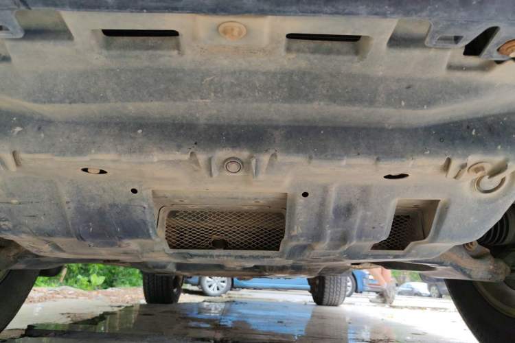 Used Toyota Prado 2016 2700 TX 7-Seater Middle East Version Chassis Front