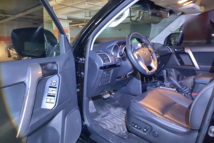 Used Toyota Prado 2016 2.7L Automatic Standard Edition Driver Seat
