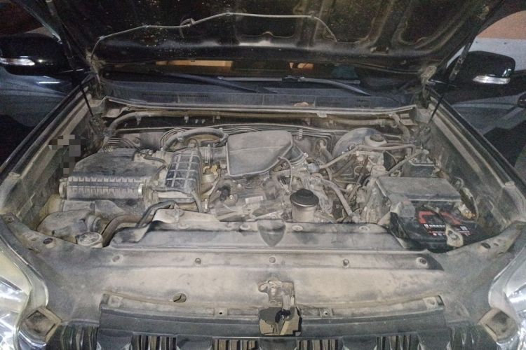 Used Toyota Prado 2016 2.7L Automatic Standard Edition Engine Bay