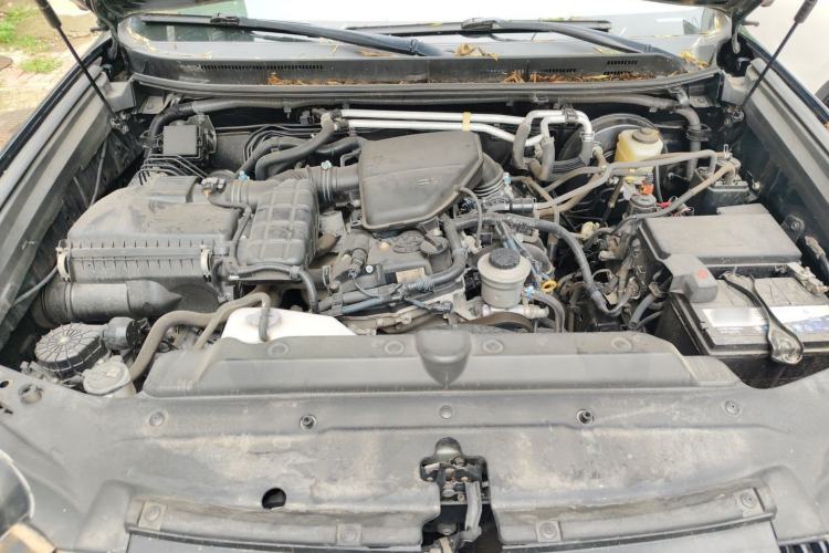 Used Toyota Prado  Engine Bay