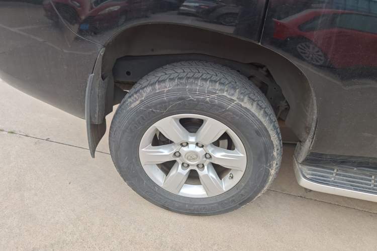 Used Toyota Prado 2016 3.5L Automatic TX-L Exterior 5