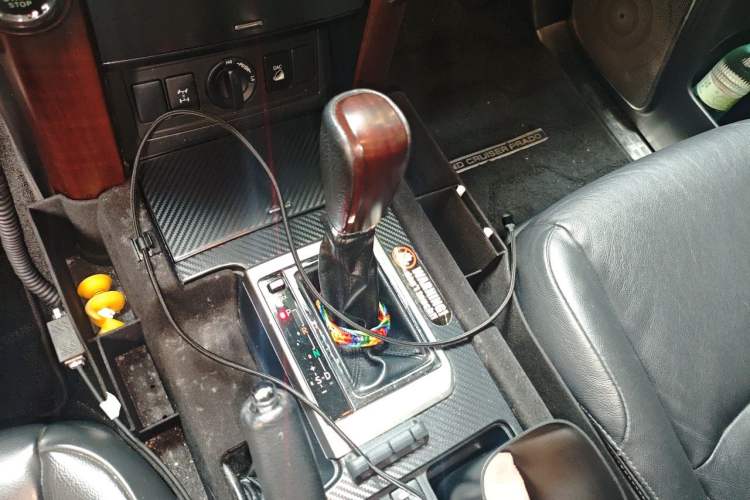 Used Toyota Prado 2016 3.5L Automatic TX-L NAVI Gear Lever