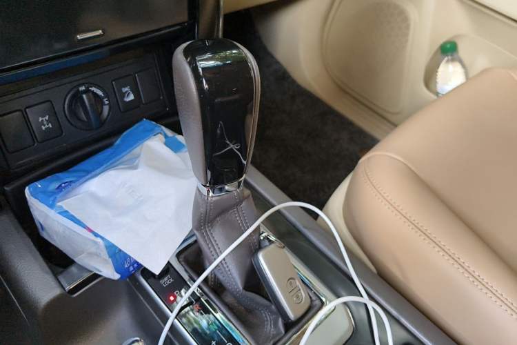 Used Toyota Prado  Gear Lever