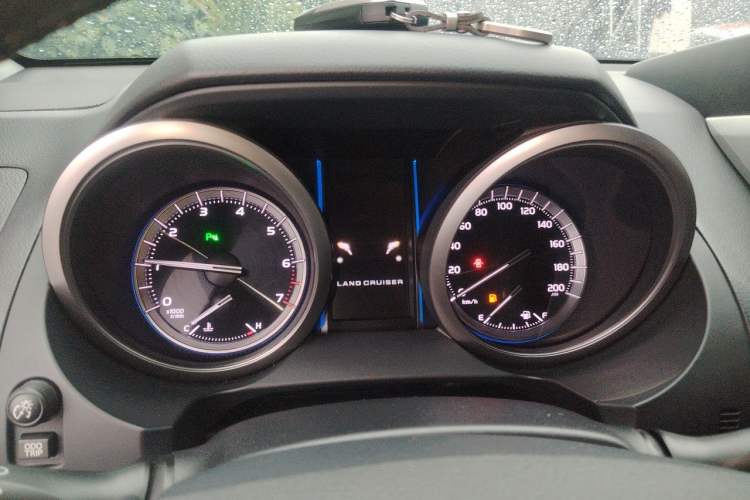 Used Toyota Prado 2016 3.5L Automatic TX-L NAVI Instrument Cluster
