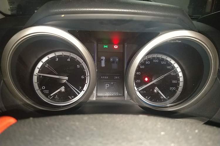 Used Toyota Prado 2016 3.5L Automatic TX-L Instrument Cluster