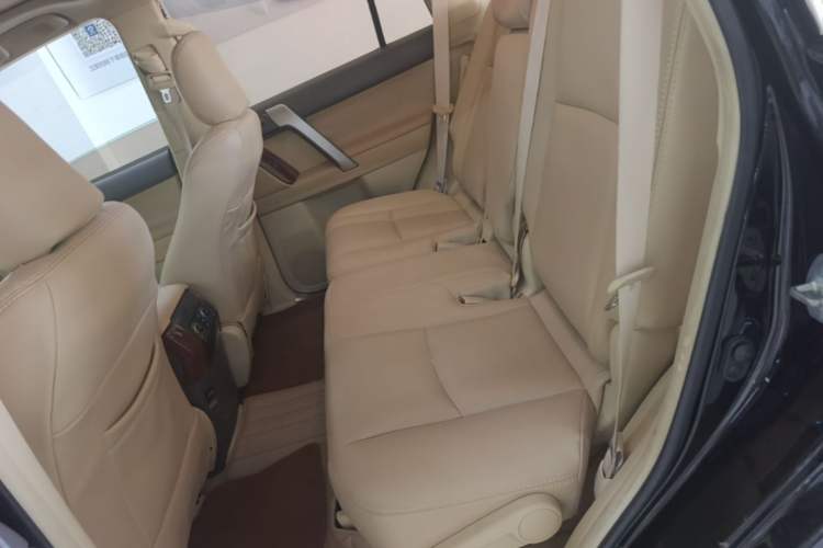 Used Toyota Prado 2016 2700 TX 7-Seater Middle East Version Left Rear Seat