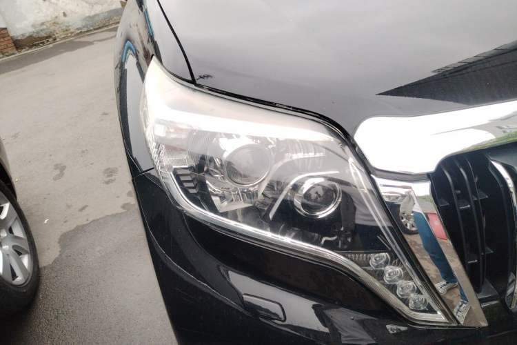 Used Toyota Prado 2016 3.5L Automatic TX-L NAVI Right Front Headlight