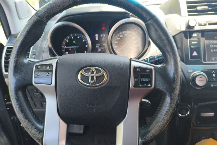 Used Toyota Prado 2016 3.5L Automatic TX-L NAVI Steering Wheel