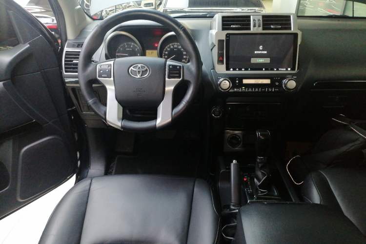 Used Toyota Prado 2016 2.7L Automatic Standard Edition Steering Wheel