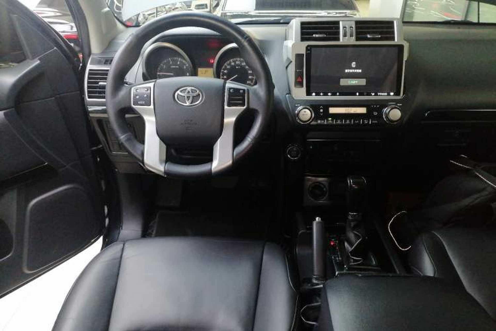 Used Toyota Prado 2016 2.7L Automatic Standard Edition Steering Wheel