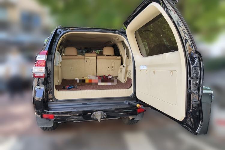 Used Toyota Prado  Trunk