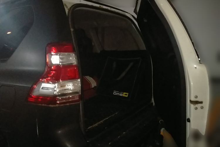 Used Toyota Prado 2016 3.5L Automatic TX-L Trunk