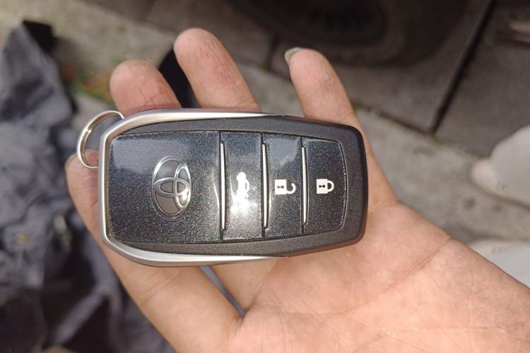 Used Toyota Prado  Vehicle Key