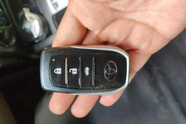 Used Toyota Prado  Vehicle Key
