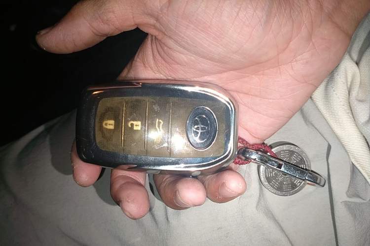 Used Toyota Prado 2016 3.5L Automatic TX-L Vehicle Key