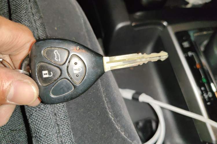 Used Toyota Prado  Vehicle Key