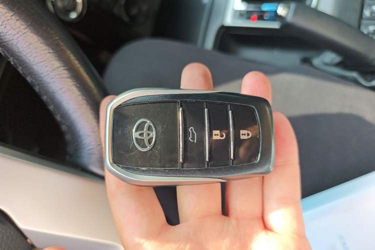 Used Toyota Prado 2016 2.7L Automatic Standard Edition Vehicle Key