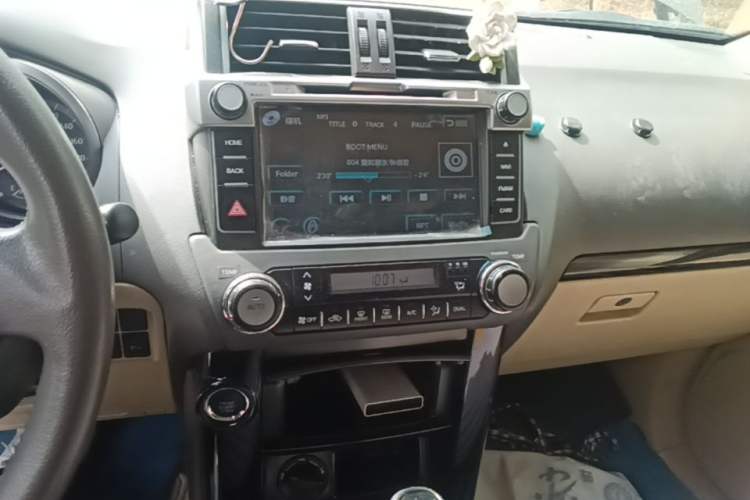 Used Toyota Prado 2016 2.7L Automatic Standard Edition Audio And AC Panel