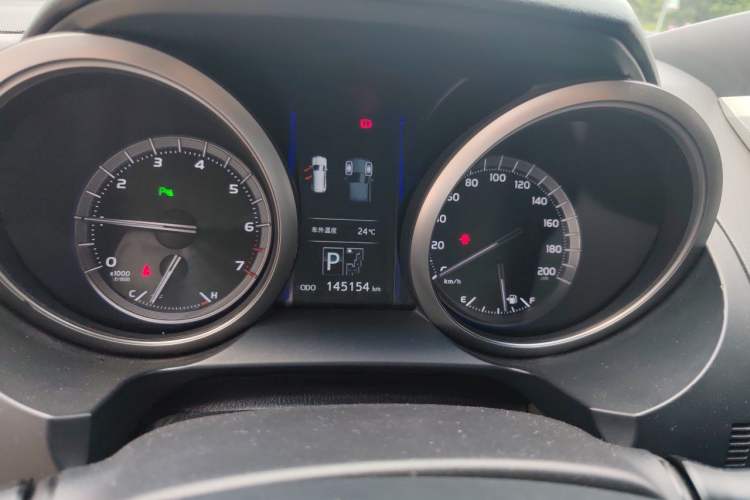 Used Toyota Prado 2016 3.5L Automatic TX-L Instrument Cluster