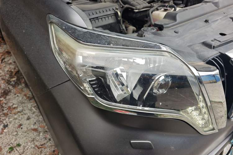 Used Toyota Prado 2016 2.7L Automatic Luxury Edition Right Front Headlight
