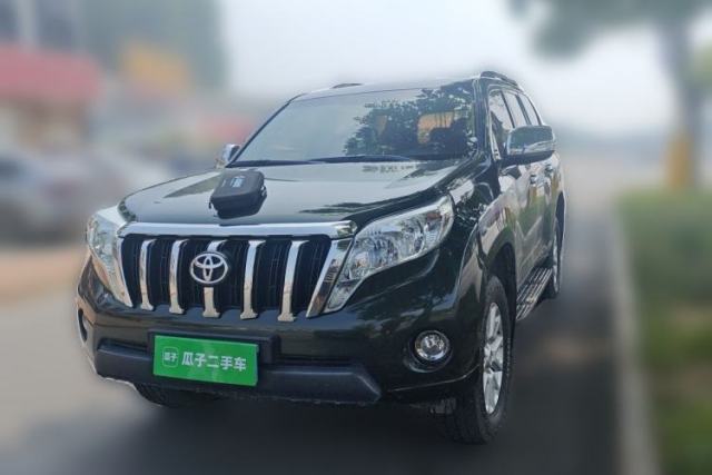 Used Toyota Prado Prado 2.7, two‑wheel drive, no sunroof, seven seats.