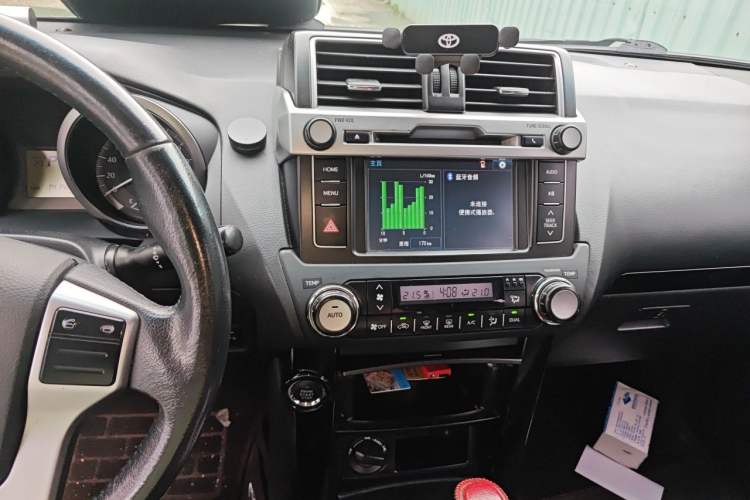 Used Toyota Prado 2016 2.7L Automatic Standard Edition Audio And AC Panel