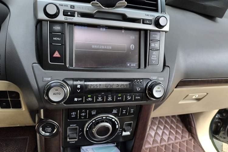 Used Toyota Prado 2016 3.5L Automatic VX NAVI Audio And AC Panel