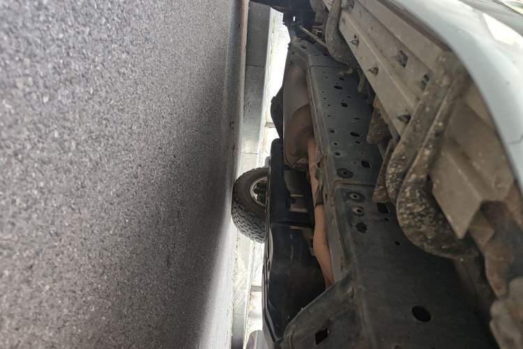 Used Toyota Prado 2016 3.5L Automatic TX-L Chassis Front Right
