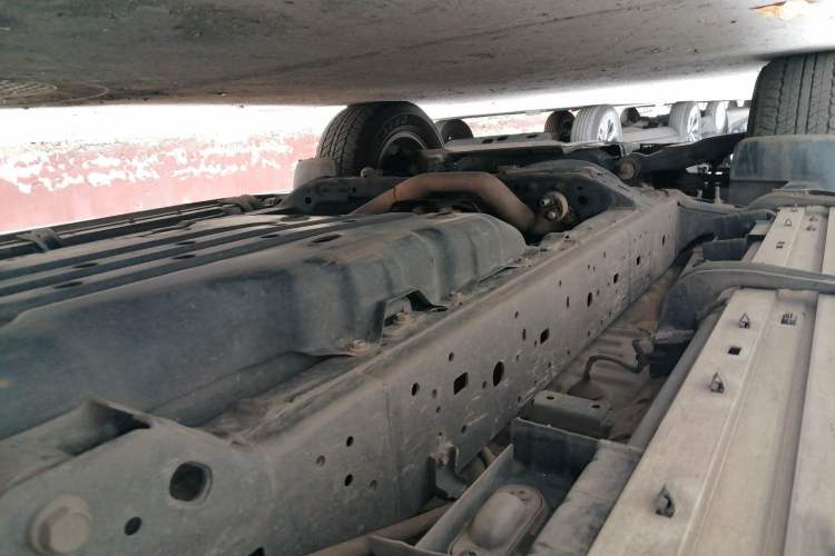 Used Toyota Prado 2016 3.5L Automatic TX-L Chassis Rear Left