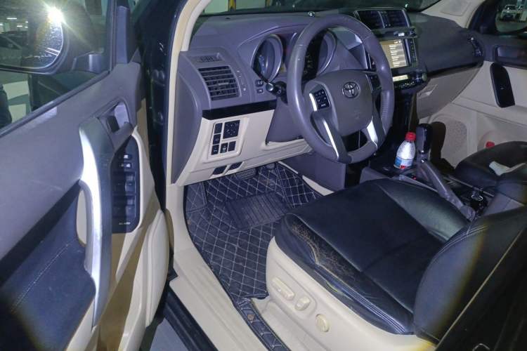 Used Toyota Prado  Driver Seat