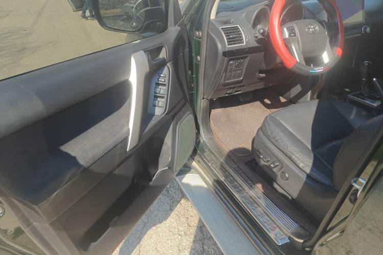 Used Toyota Prado 2016 2.7L Automatic Standard Edition Driver Seat