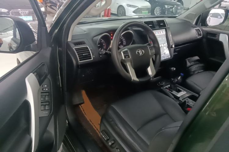 Used Toyota Prado 2016 2.7L Automatic Luxury Edition Driver Seat