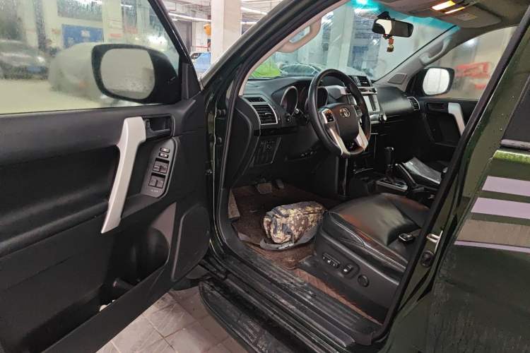 Used Toyota Prado 2016 2.7L Automatic Standard Edition Driver Seat