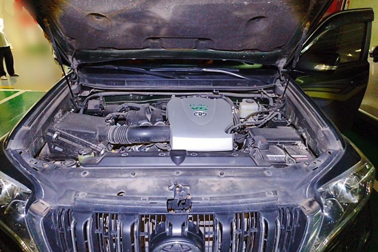 Used Toyota Prado 2016 3.5L Automatic TX-L Engine Bay