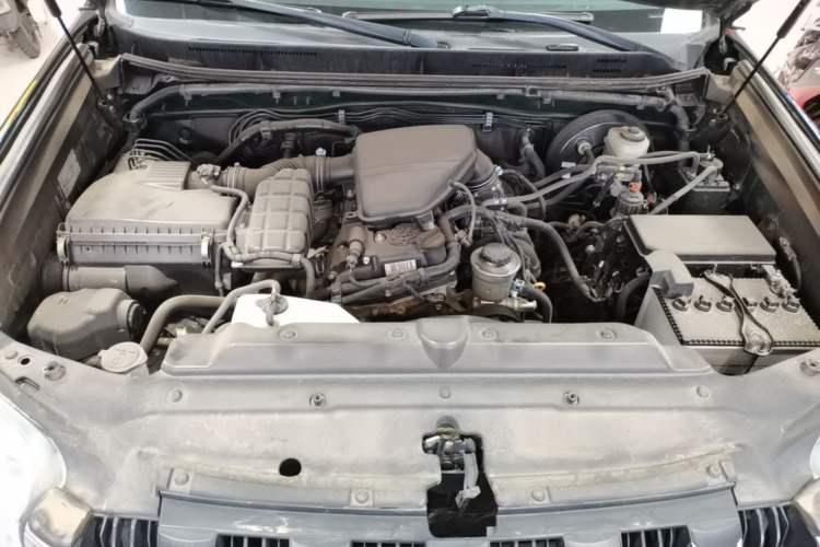 Used Toyota Prado 2016 2.7L Automatic Standard Edition Engine Bay