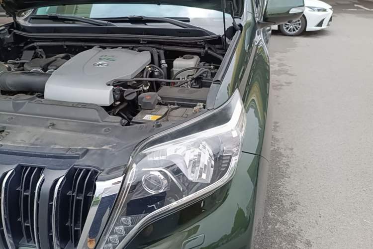 Used Toyota Prado 2016 3.5L Automatic TX-L Engine Bay Left