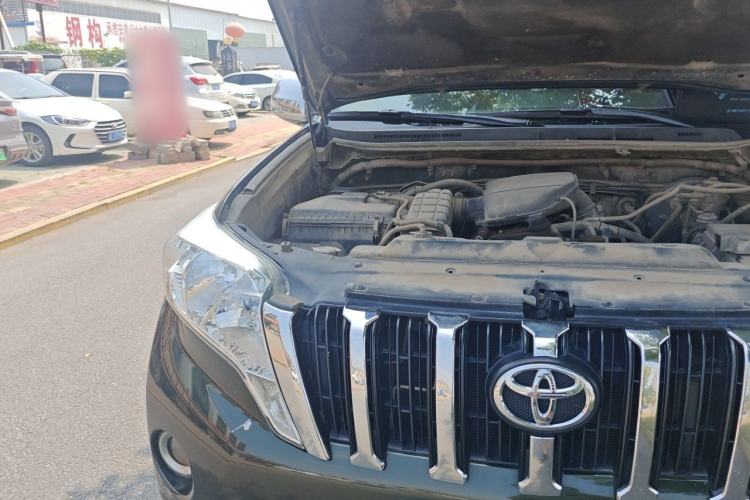 Used Toyota Prado  Engine Bay Right