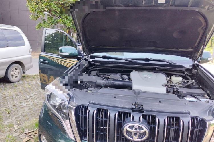 Used Toyota Prado 2016 3.5L Automatic TX-L Engine Bay Right