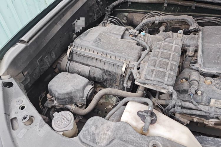Used Toyota Prado 2016 2.7L Automatic Standard Edition Engine Bay Right