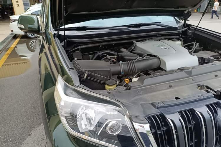 Used Toyota Prado 2016 3.5L Automatic TX-L Engine Bay Right