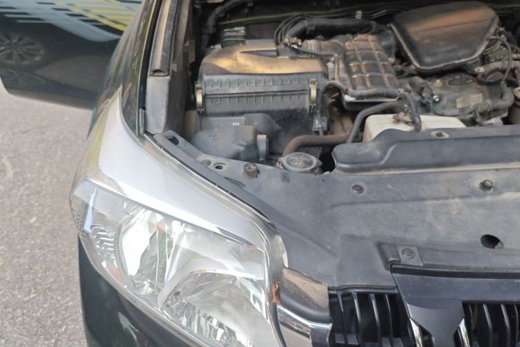 Used Toyota Prado 2016 2.7L Automatic Standard Edition Engine Bay Right