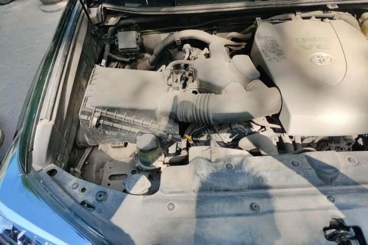 Used Toyota Prado 2016 3.5L Automatic TX-L Engine Bay Right