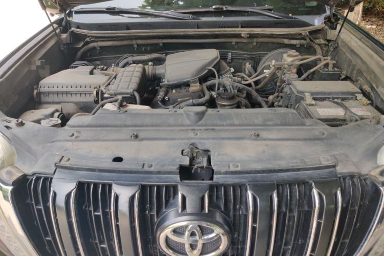 Used Toyota Prado 2016 2.7L Automatic Standard Edition Engine Bay